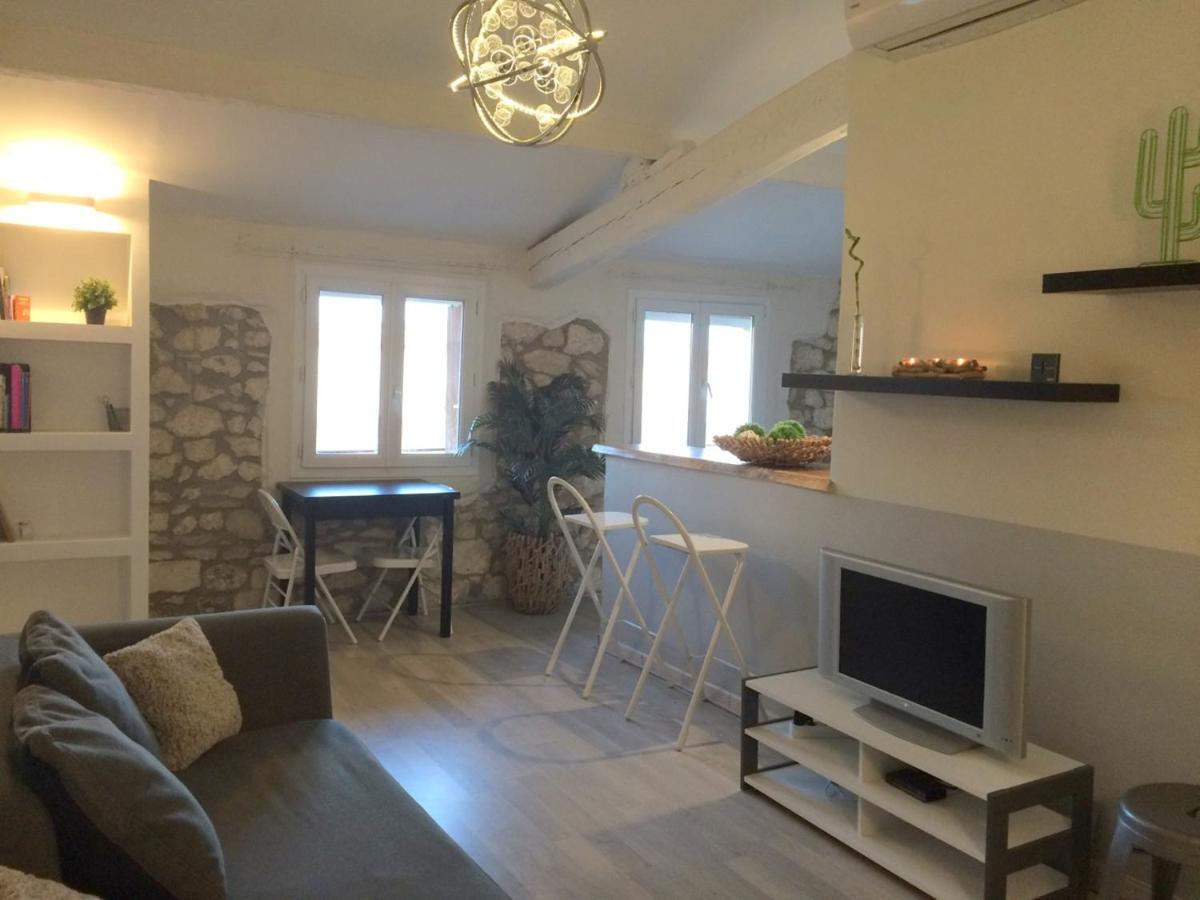 T2Bis Intramuros Avignon, Refait A Neuf Apartment Luaran gambar